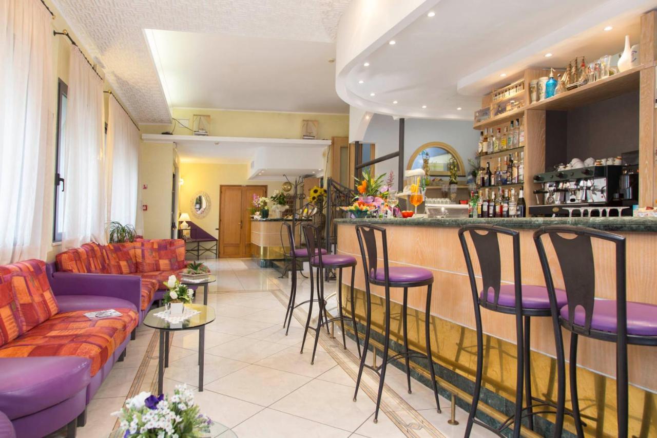 Hotel Franca Bellaria-Igea Marina Exterior photo